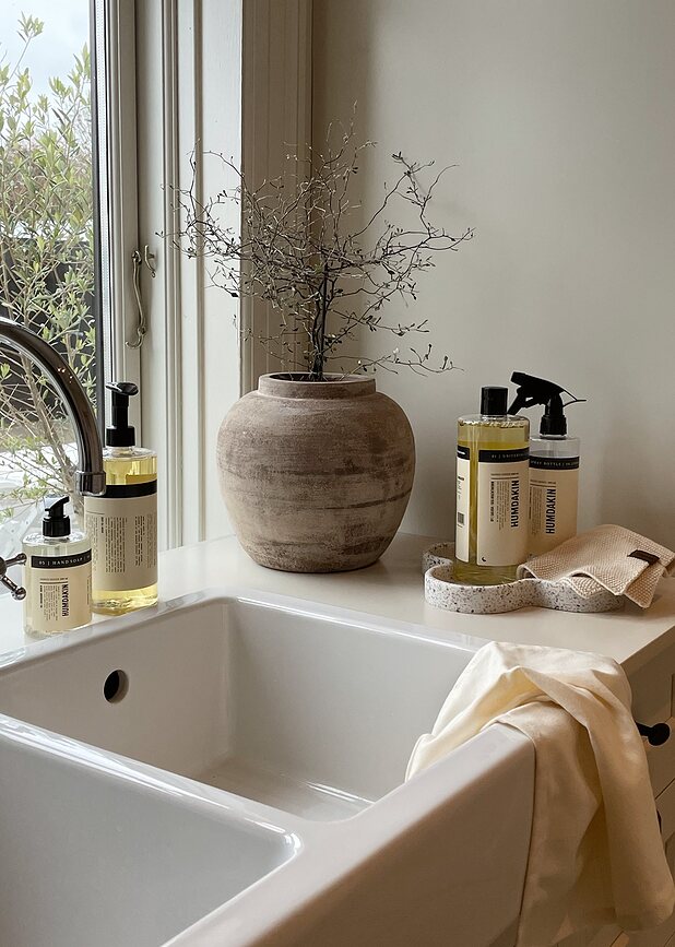 Humdakin Palermo Dekorativni Pladenj, terrazzo, črn