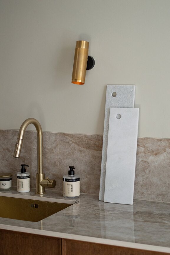 Tabla de servir de mármol Humdakin Kerteminde, 14 x 45 cm, marrón