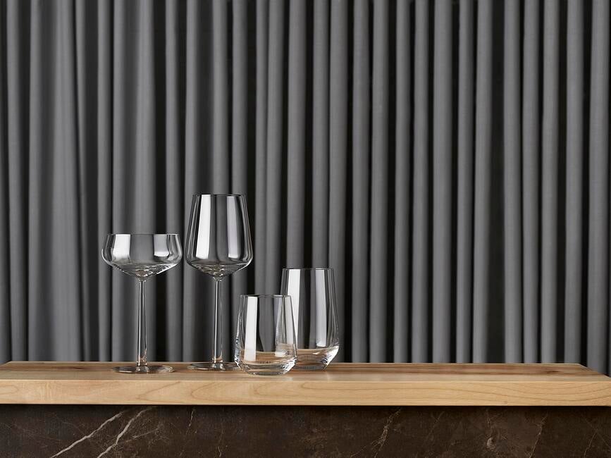 Essence glas 350 ml, 4 st