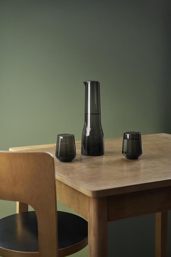 Essence Karafa prozirna