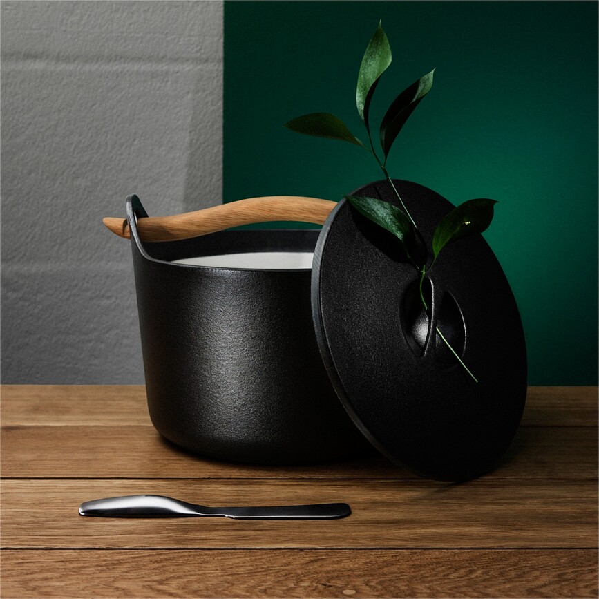 Marmite en fonte Sarpaneva avec poignée en bois 3 l