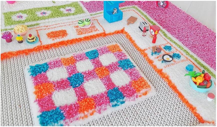 Alfombra infantil IVI Casa de Muñecas, 134 x 200 cm, verde