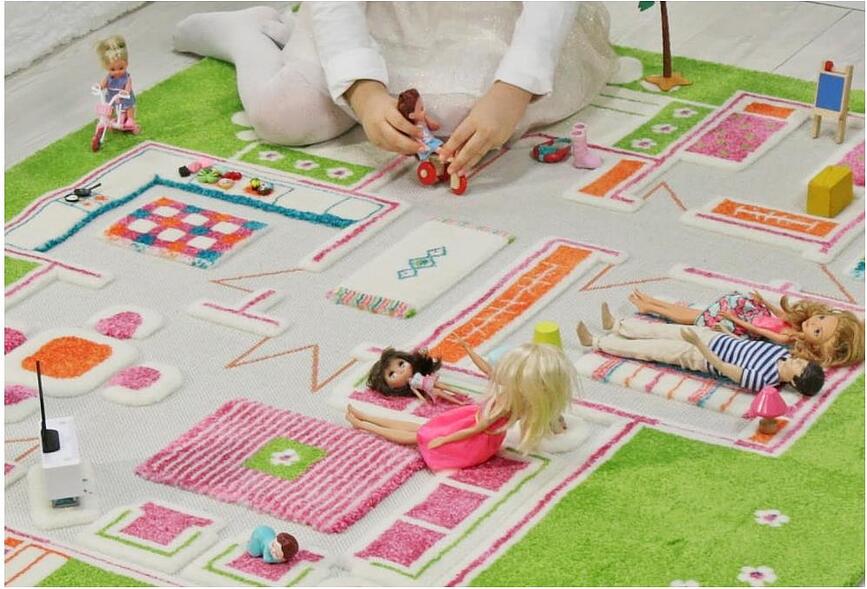 Alfombra de juego IVI, diseño casa de muñecas, 160 x 230 cm, verde