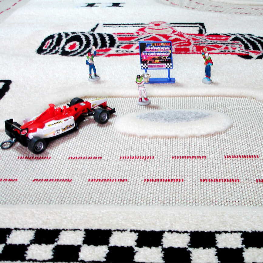 IVI Tepih Formula 1 134 x 180 cm sivi