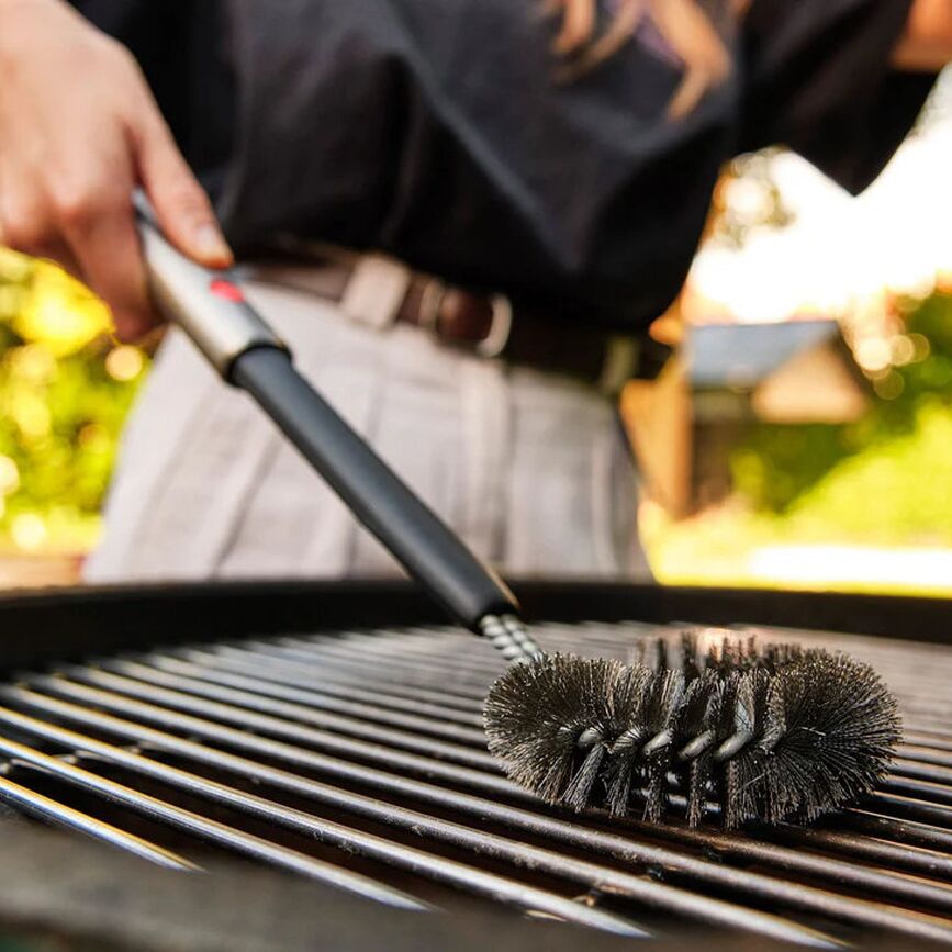 Cepillo para limpiar parrillas GrillOut