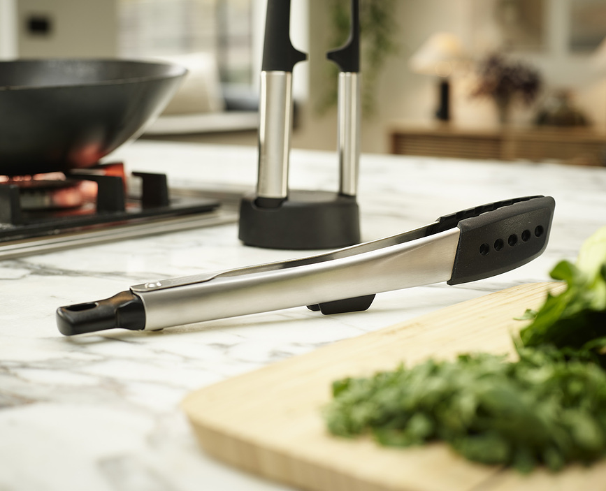 Elevate Set d'ustensiles de cuisine avec support, noir et argenté, Set 4 pièces