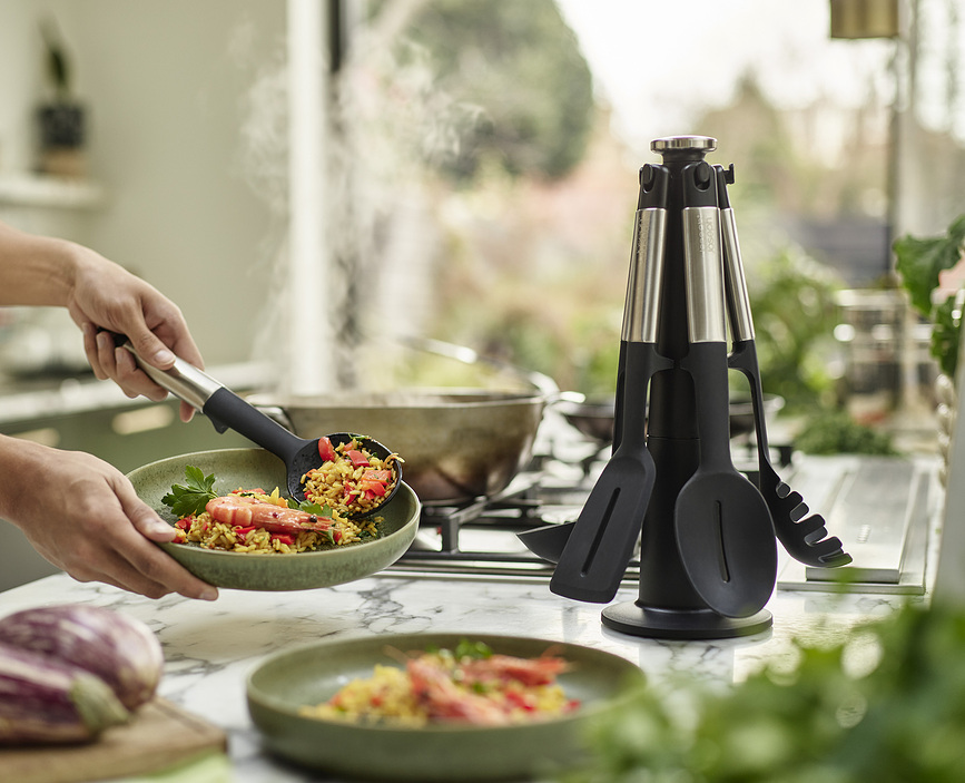 Juego de Utensilios de cocina Elevate, con soporte, negro y plateado, Set de 6 piezas