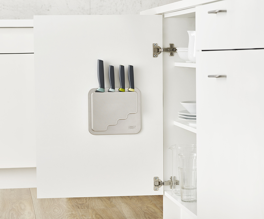 Organizador colgante Door Stone, con 4 cuchillos
