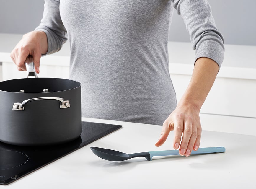 Set de Utensilios de Cocina Elevate, con soporte