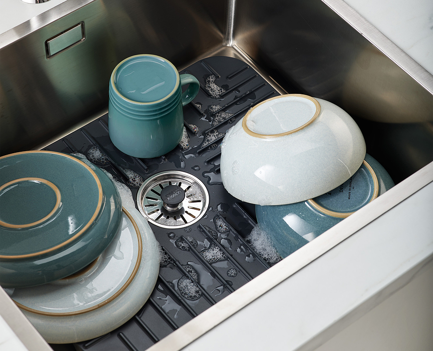 SinkShield Zaščitna podloga za pomivalno korito, 40 x 30 cm, siva