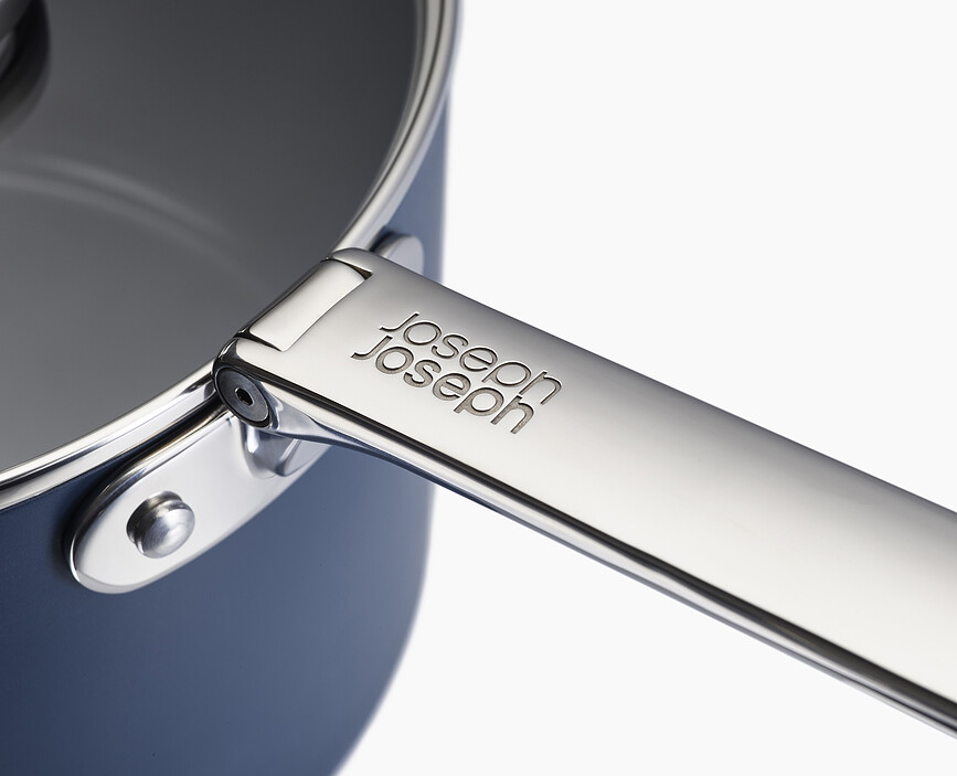 Space Casserole avec poignée pliable et couvercle, 19 cm, bleue