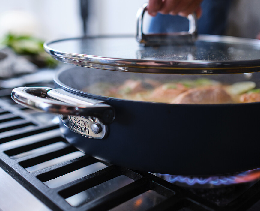 Space Τηγάνι με αναδιπλούμενες λαβές και καπάκι, 28 εκ., μπλε