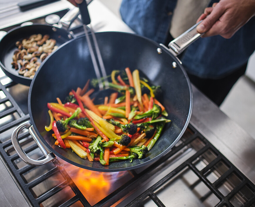 Wok Space 32 cm, azul, con asas plegables