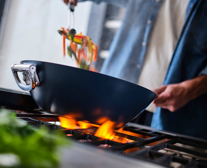 Wok Space 32 cm, azul, con asas plegables