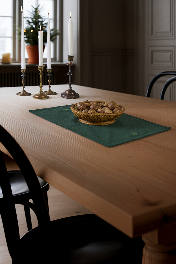 Christmas Fable Σουπλά με σχέδιο γκι, 43 x 30 cm, σκούρο πράσινο