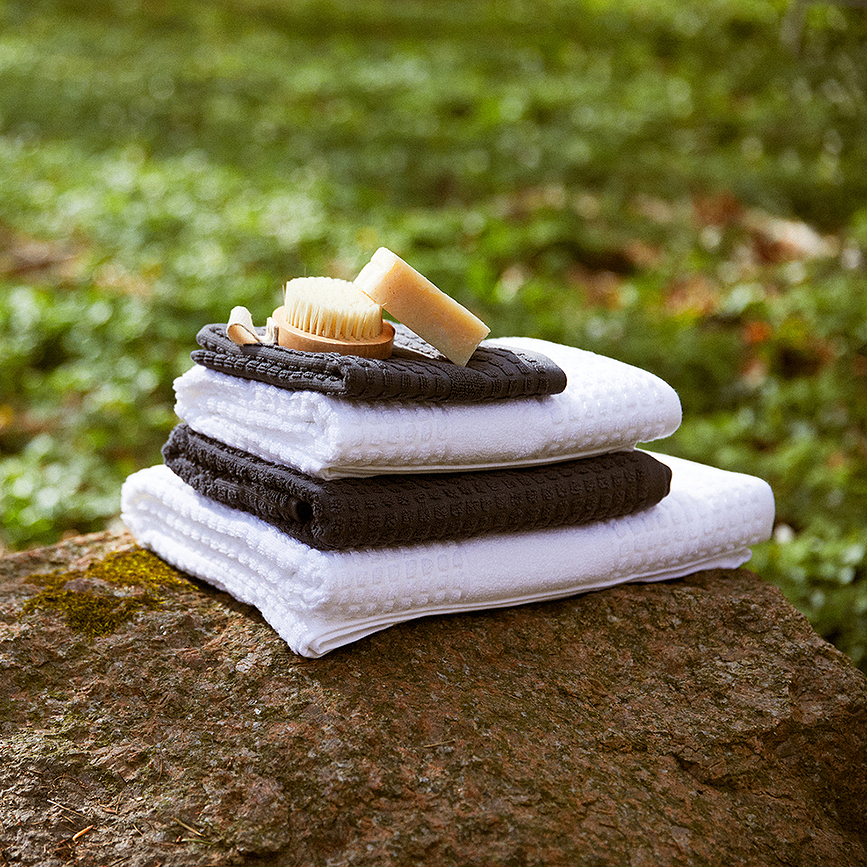 Juna Check Brisača za obraz, 30 x 30 cm, bela