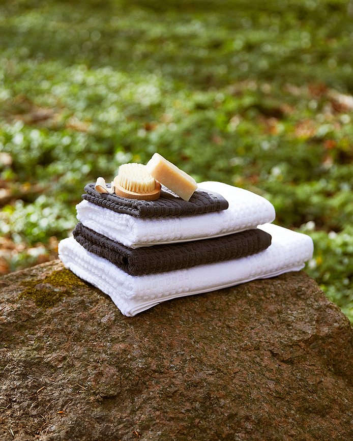 Juna Check Ručnik 50 x 100 cm tamnoplavi