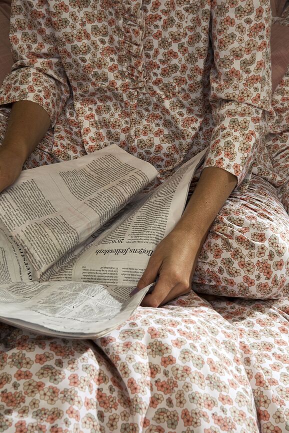 Pleasantly Posteljnina, 140 x 200 cm, z prevleko za vzglavnik 60 x 63 cm