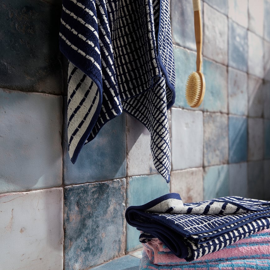 Toalla Nuance, 70 x 140 cm, azul y rosa