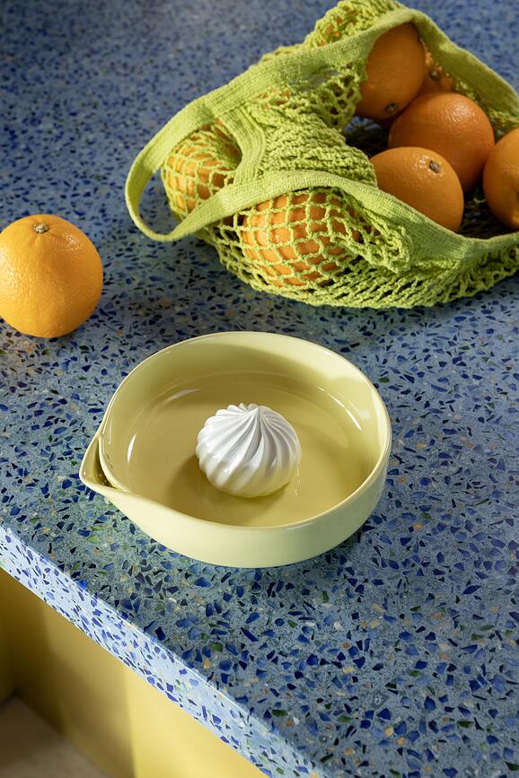 Citrusų sulčiaspaudė Pudding, sviesto spalvos