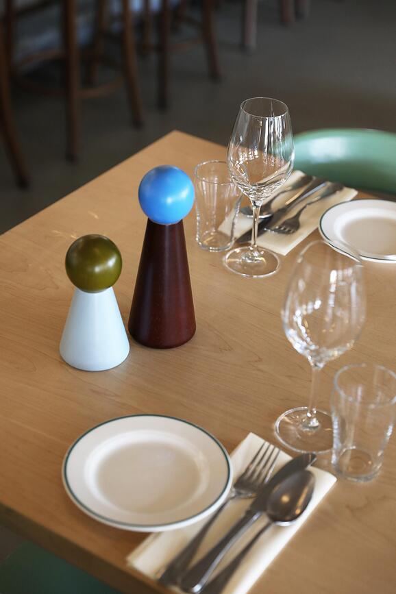Млинок для солі або перцю Halma L бордовий
