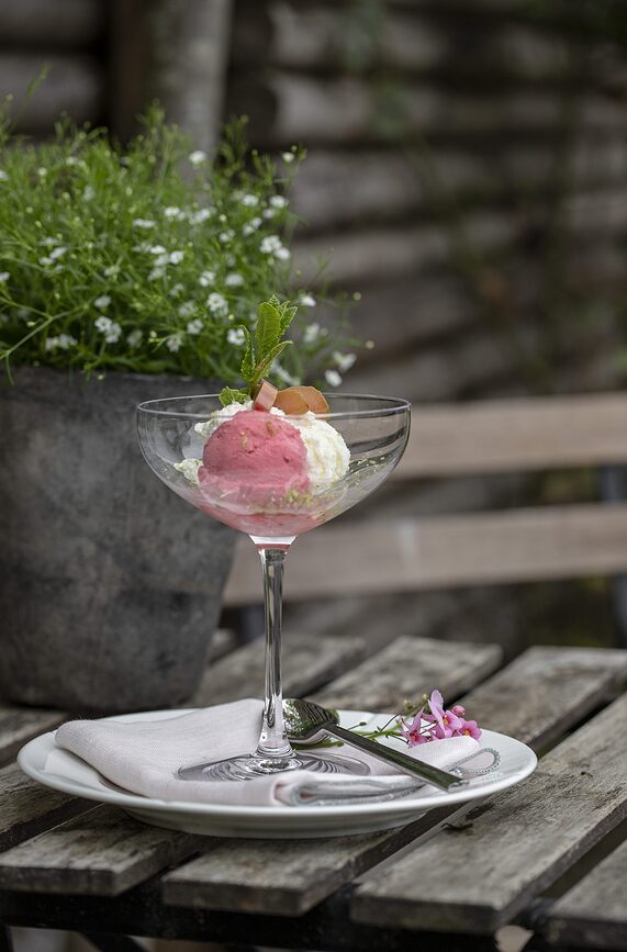 GC Barware Barski set z 2 kozarci za šampanjec, 5-delni set