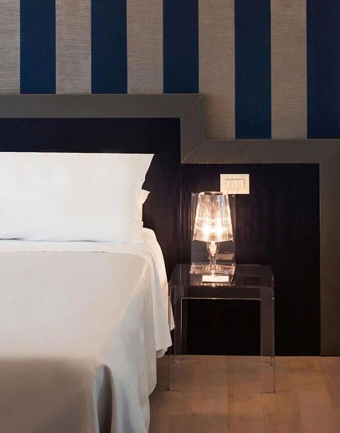 Lámpara opaca Take, blanca