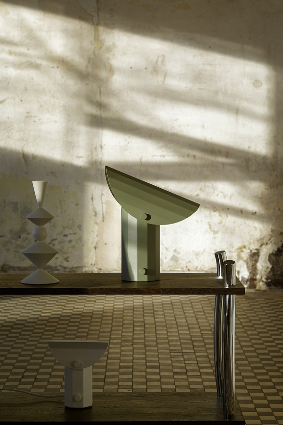 Lámpara de Mesa de acero cepillado Apolin, 18 cm