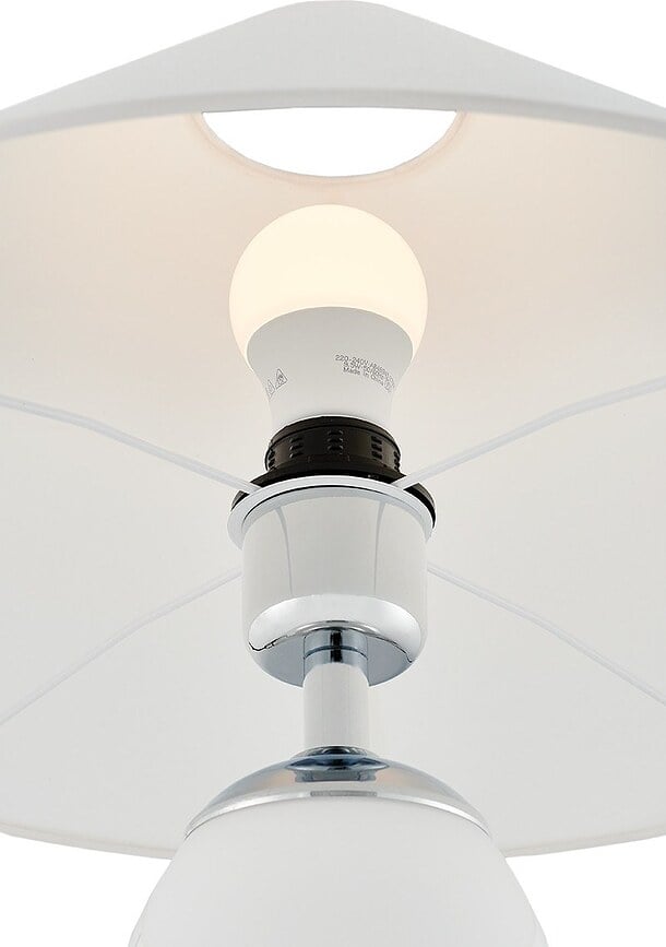 Lámpara de Pie Rea, base opaca, negra