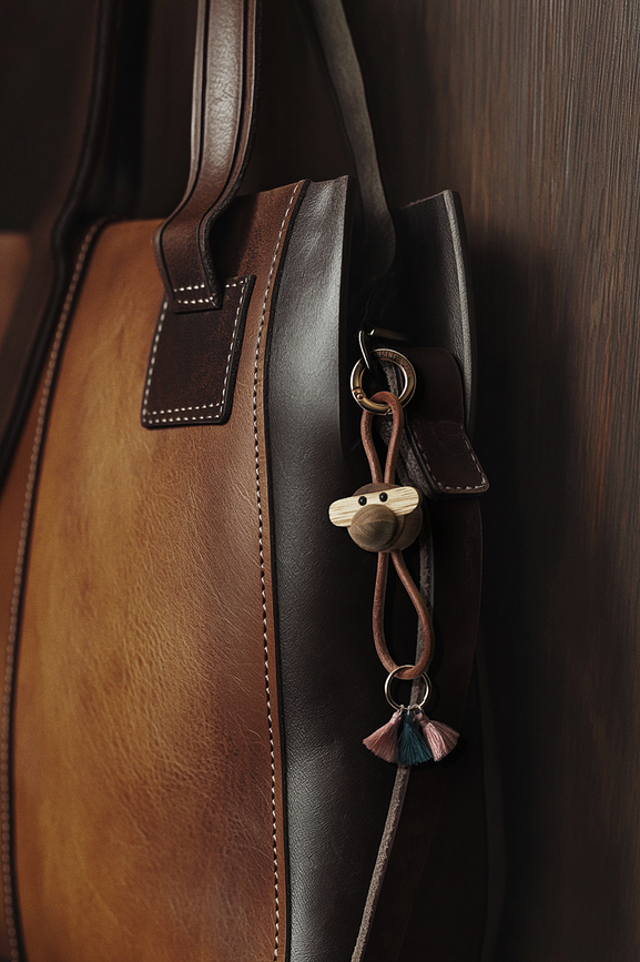 Kay Bojesen Obesek za ključe opica, črn