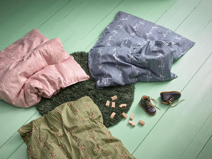 Monkey Otroška posteljnina, 70 x 100 cm, roza, s prevleko za vzglavnik 40 x 45 cm