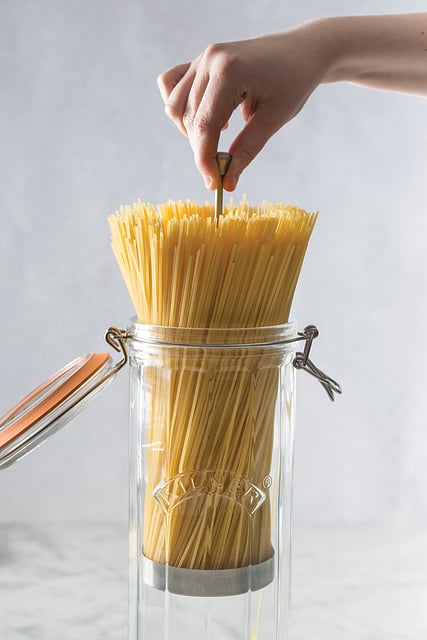 Facetted Spaghetti-Dose aus Glas - Kilner 0025.745