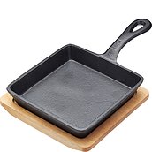 Artesa Cast iron skillet with serving board