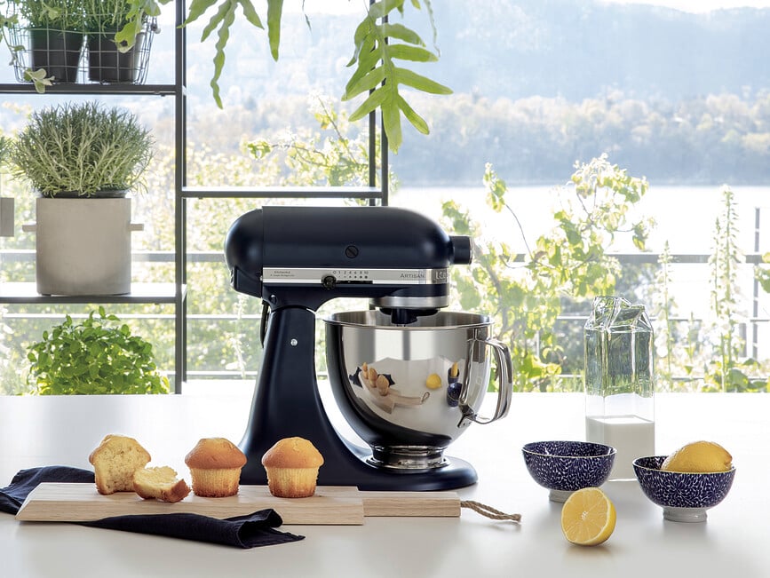 Artisan Mešalnik 175, karamelno rdeč