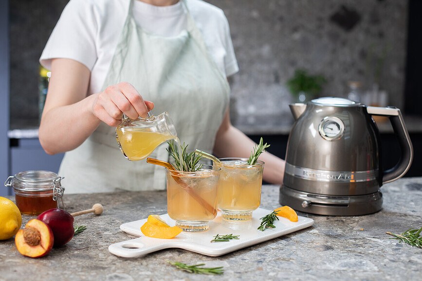 Artisan Električni grelnik vode, 1,5 l, kremni