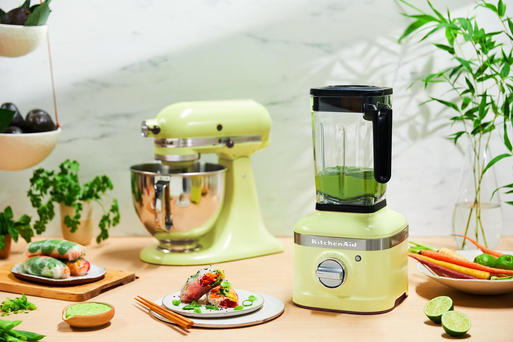 https://3fa-media.com/kitchenaid/kitchenaid-artisan-k400-countertop-blender__87116_b337ae1-s2500x2500.jpg