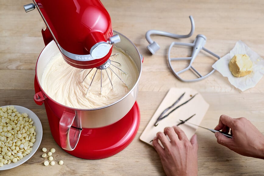 Artisan Mešalnik, 5,6 l, mat črn