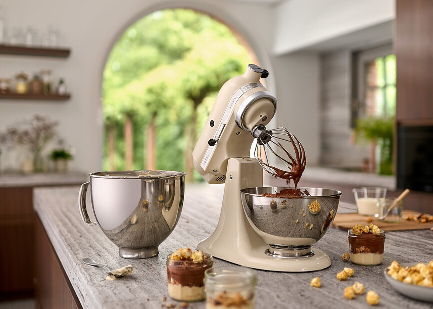 Artisan 175 Mikser crveni karamel