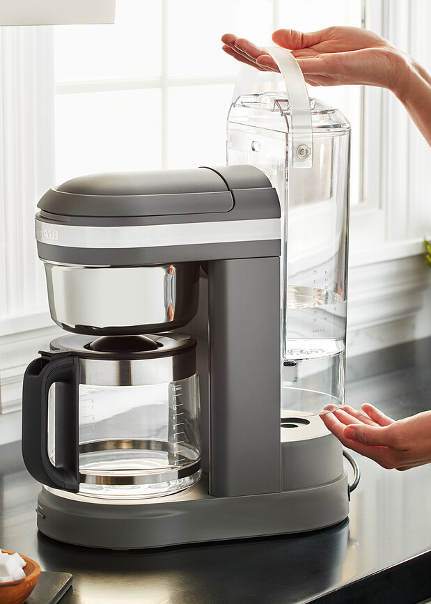 Cafetera de goteo Drip Spiral, crema