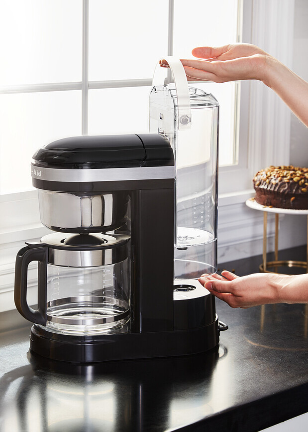 Cafetera de goteo Drip Spiral, crema