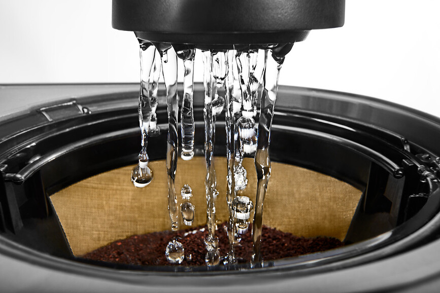 Cafetera de goteo Drip Spiral, crema