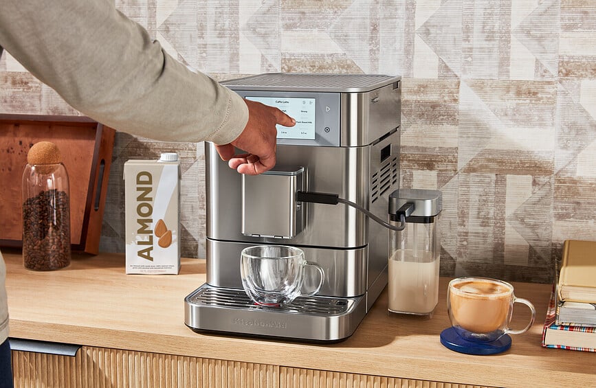 KitchenAid KF8 Avtomatski kavni aparat, porcelanasto bela