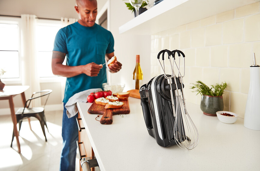 KitchenAid Μίξερ Χειρός, με 6 ταχύτητες, μαύρο