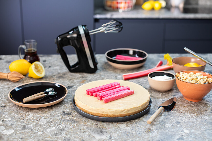 KitchenAid Mešalnik ročni 6-stopenjski, črn