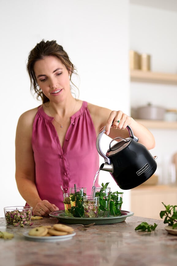 Stella Električno Kuhalo za Vodu krem