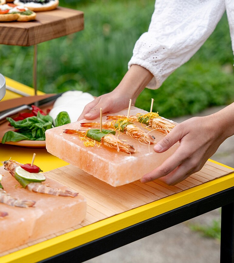 Himalayan Salt Plate for Grilling 25 x 25 cm