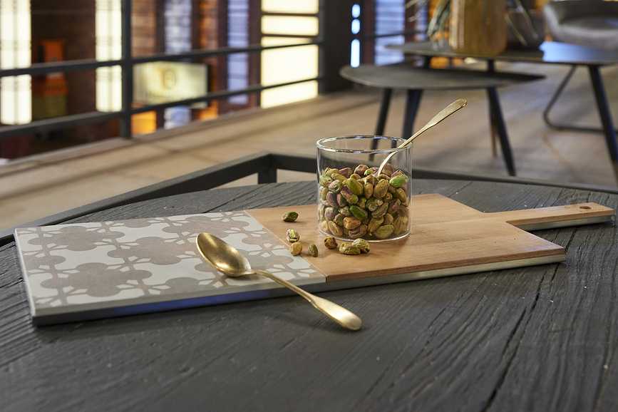 In-Taglio Cutting and Serving Board 20 x 52 cm, brown
