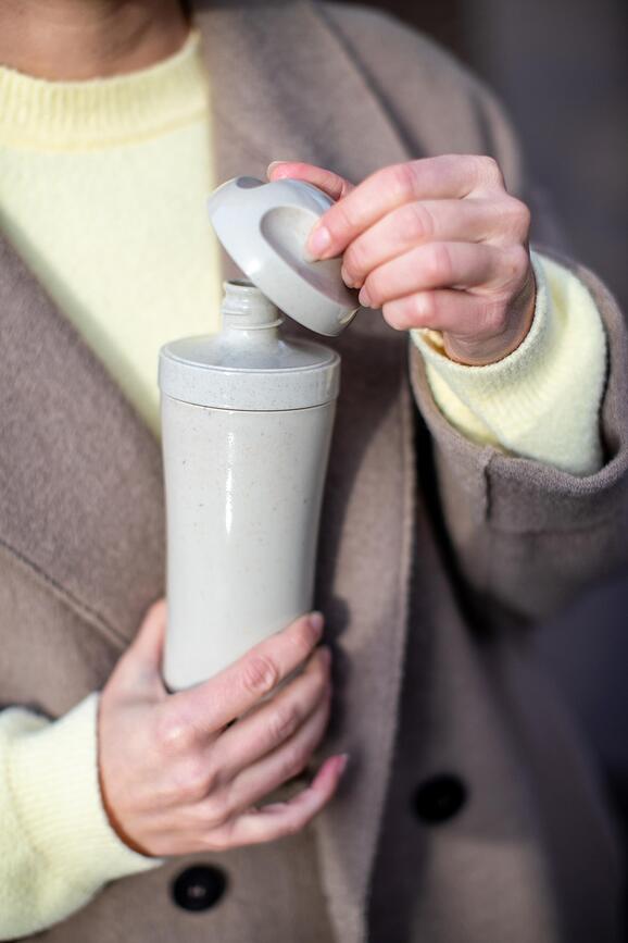 Botella Oase Organic Nature, color arena