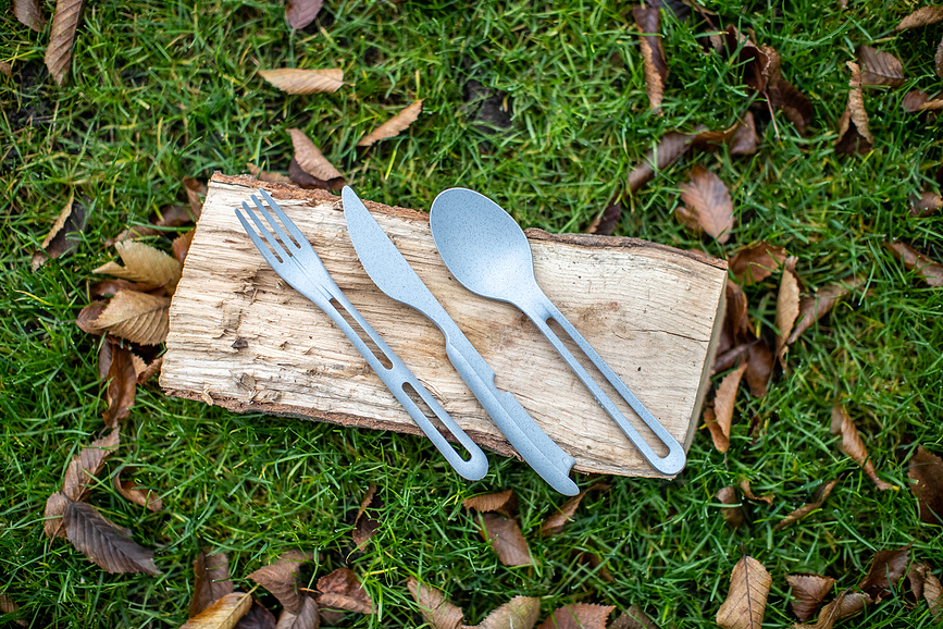 Klikk Ready Organic Nature Jedilni pribor v etuiju, peščen, 4-delni set