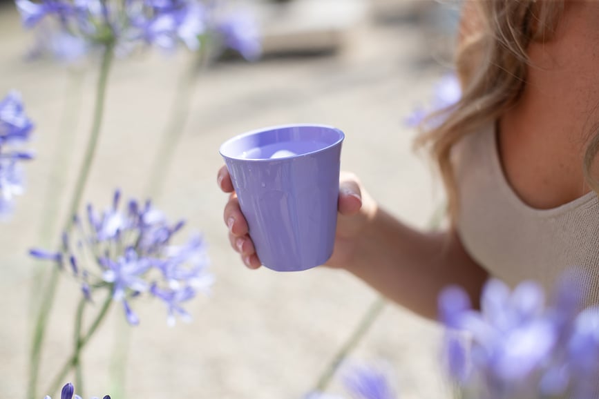 Nora S Šalica pastelno plava